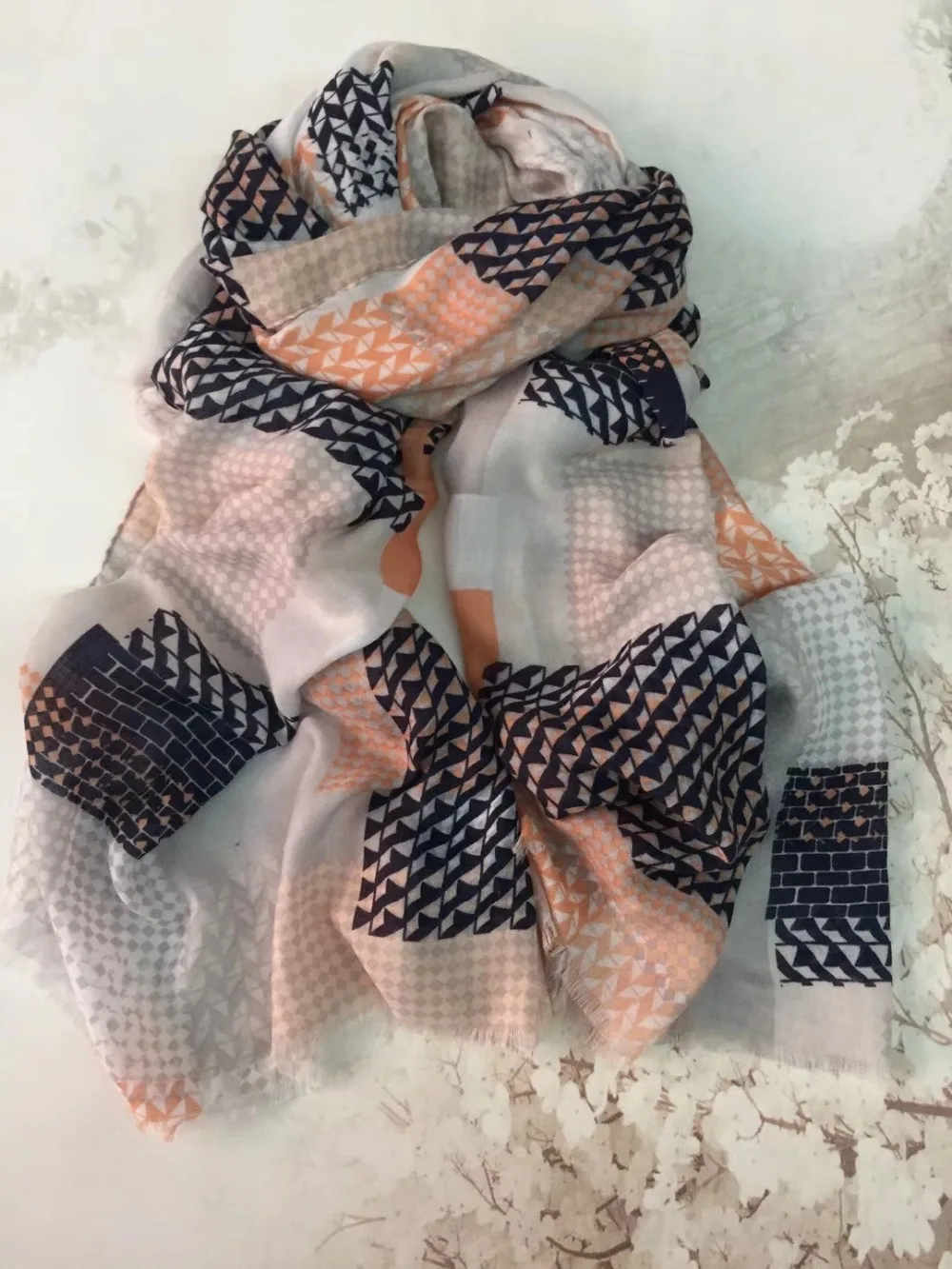 Новинка 2017 Модный женский шарф с бахромой и узором в виде стрелок из хлопка