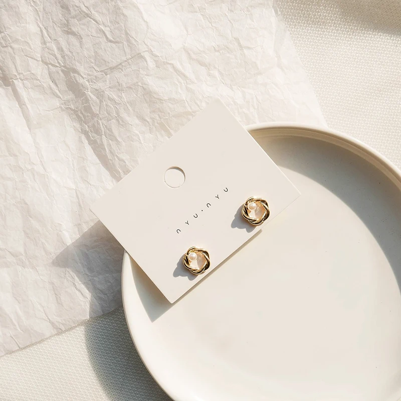 Женские маленькие серьги-гвоздики Золотые серьги модные ювелирные изделия