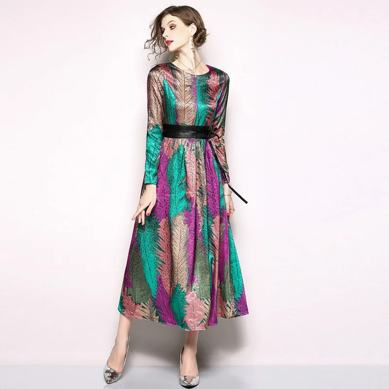Женское платье 2018 осень и зима новый узор высокого класса жаккардовое