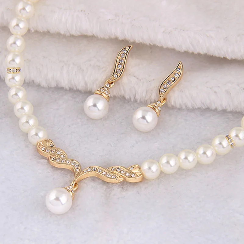 

Wedding Bridal Pearl Jewelry Set Necklace Stud Earrings Set Women Lady Gift Party Wedding Jewelry Gold Drop Earrings Vintage