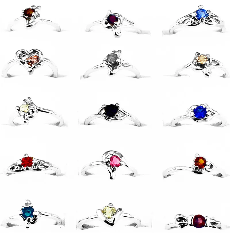 30 шт. Малый Размеры детей Кольца для Оптовая Продажа Лот Посеребренная Дизайн