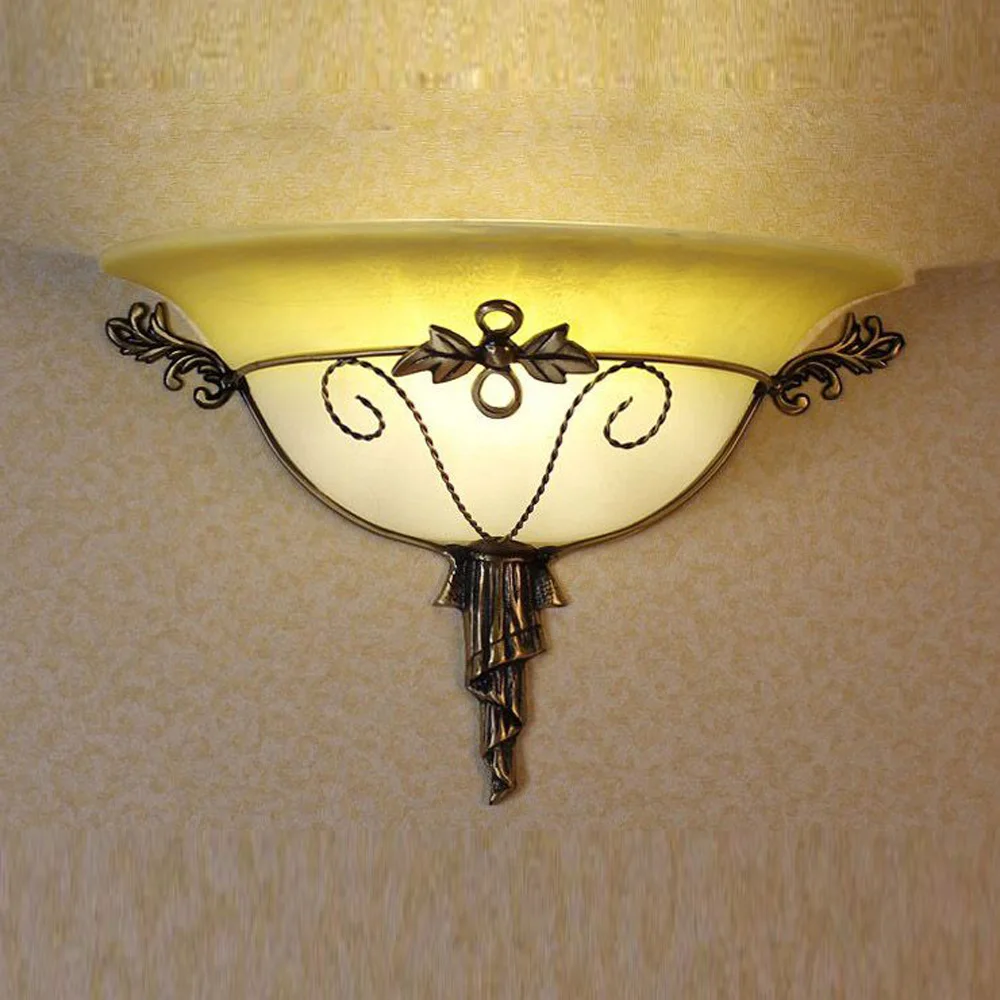 Винтажный Королевский настенный светильник из матового стекла европейская