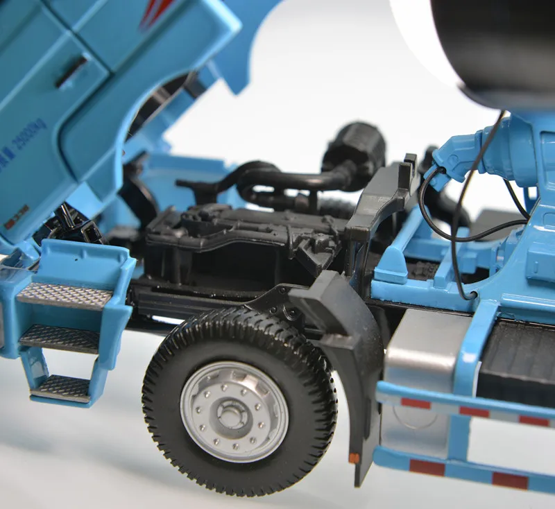 Коллекционная модель в масштабе 1:35 XCMG T Series Schwing бетономешалка грузовик