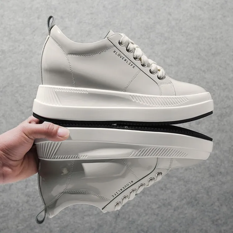 Кроссовки женские из натуральной кожи на платформе с вулканизированной подошвой