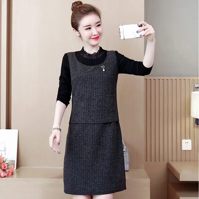 

Large Size Female Autumn Winter Plus Velvet Thicken Dress 2018 New Stitching Color Women Fake Two-Piece Casual Loose Dress LQ568