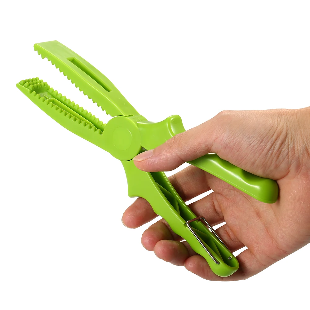 

Fish Grip 20.5 * 6 * 2.5cm Plastic Floating Fish Clamp Grip Multi-Purpose Fishing Pliers Gripper Grabber Carp Fishing Tool