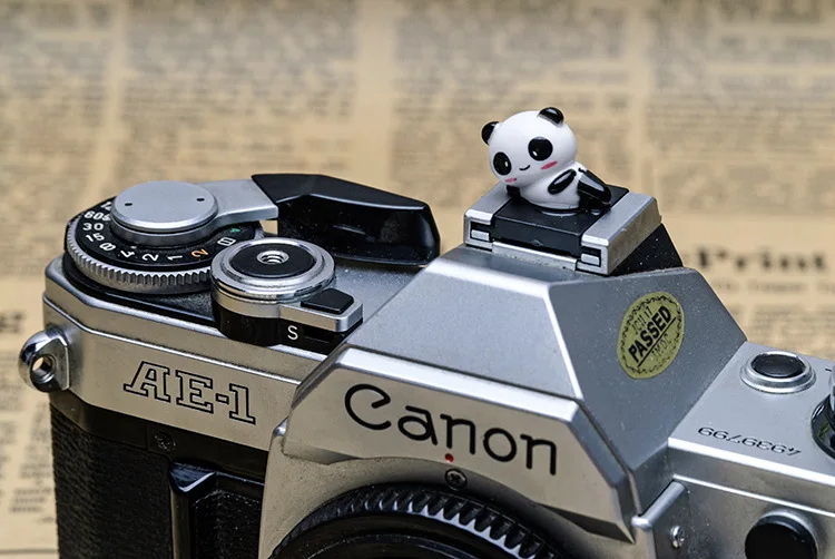 pandahotshoe 3D мультфильм горячий башмак камера ремешок 37 мм 40,5 мм 43 мм 46 мм 49 мм 52 мм 55 мм 58 мм крышка объектива для Canon Nikon Fujifilm Panasonic Leica - Color: pandahotshoe