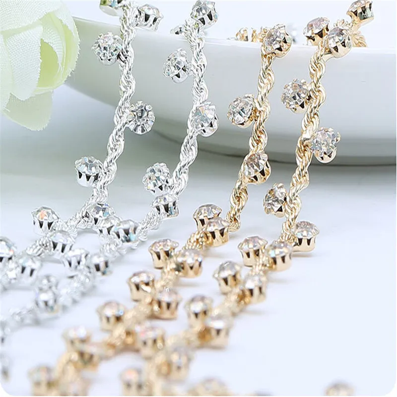 Цепочка для свадебного костюма однотонная серебристая/золотистая | Дом и сад