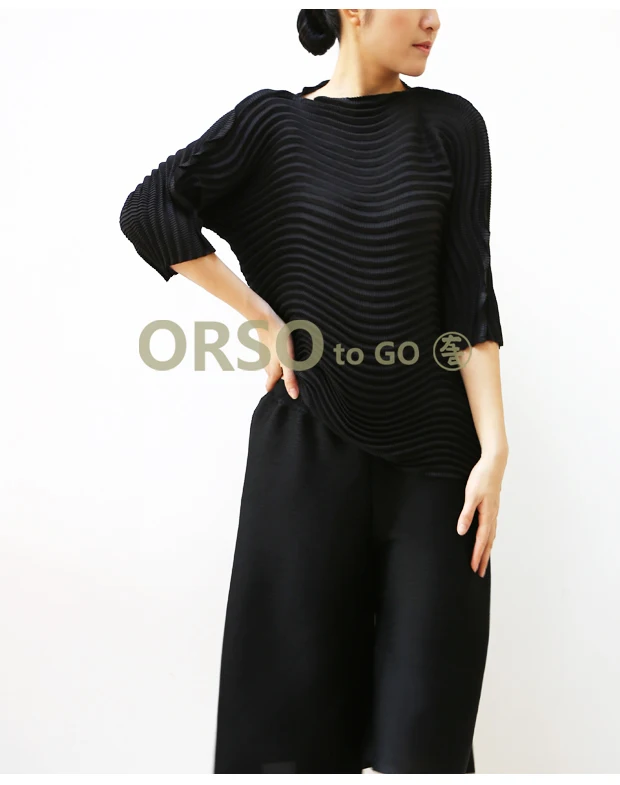 Azterumi Pleats Spring New Women Ripple Pleated T-shirt Casual Loose o Neck Tees Tops Red Black Green Gray Khaki Clothes