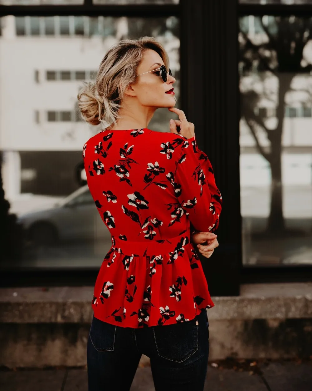 Женская блузка с цветочным принтом V образным вырезом и длинным рукавом| |