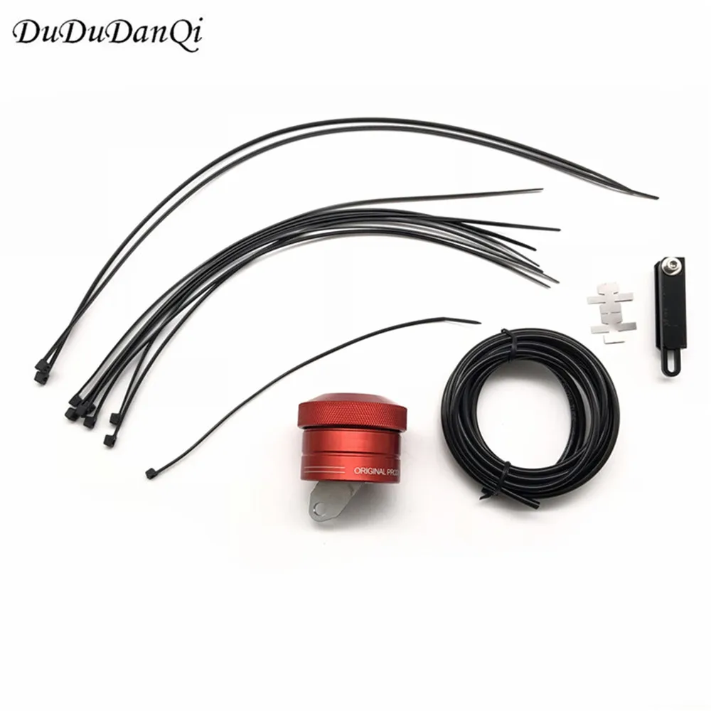 red Универсальный мотоцикл цепи масленки цепи масленка для KTM DUKE 125 200 390 690 790 1190 1290 Duke RC 200 390 - Цвет: red