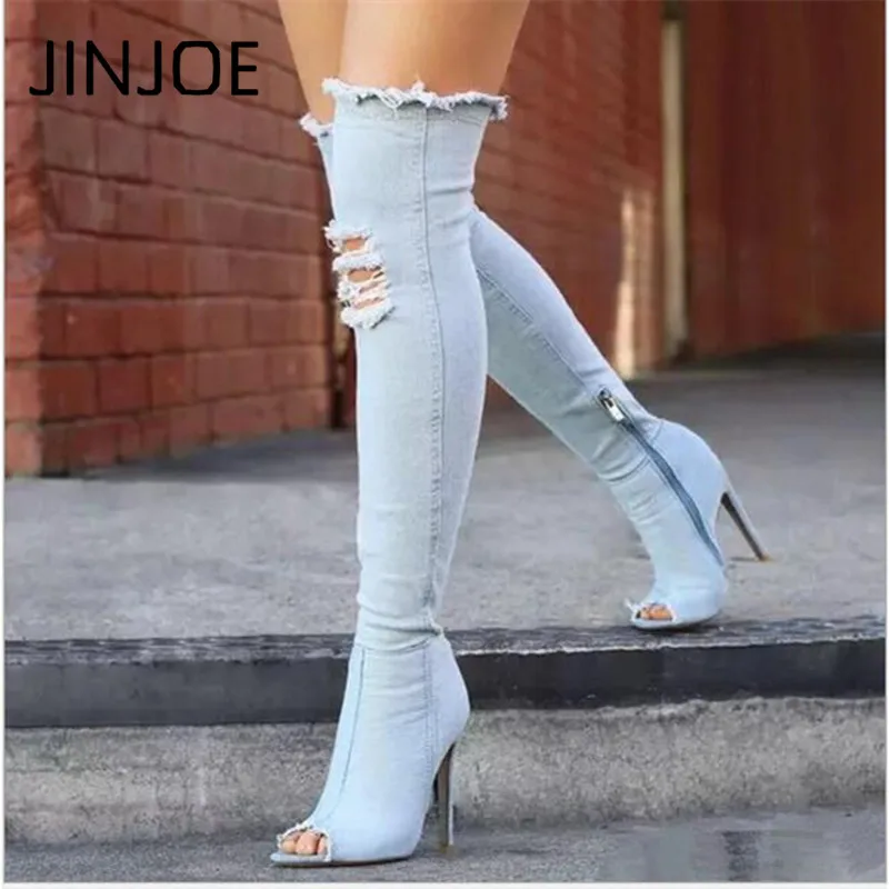 Женские джинсовые ботфорты JINJOE рваные потертые из денима на высоком каблуке с
