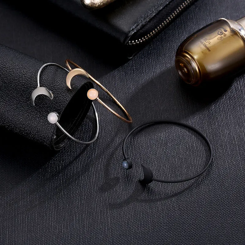 

Alloy metal tricolor natural fashion moon sun color protection bracelets Sun and Moon Star Bracelet