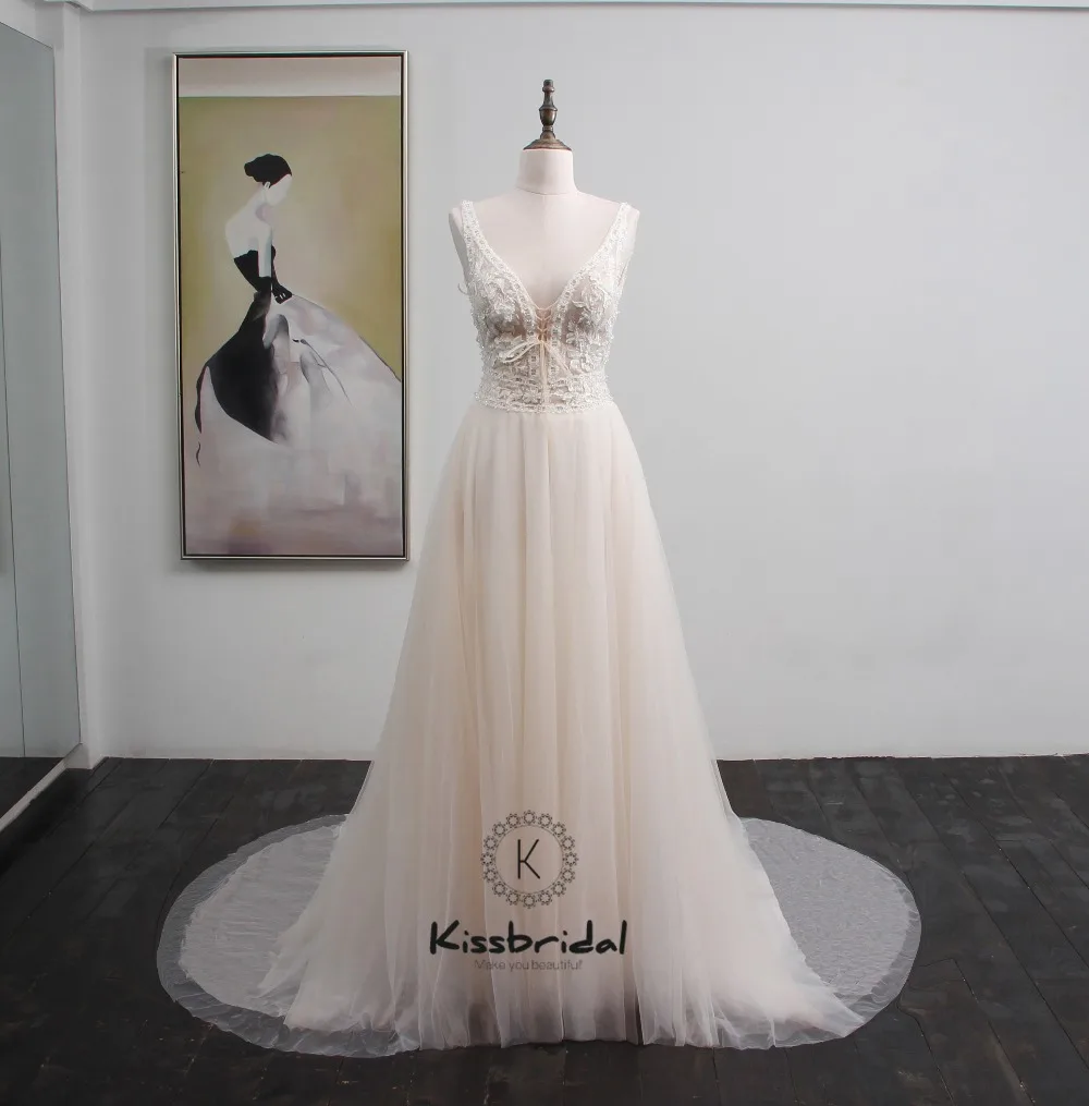 

Fashion New Long Wedding Dress 2018 V-neck Sleeveless Backless Court Train Appliques Tulle A-Line Bridal Gowns Vestido de noiva