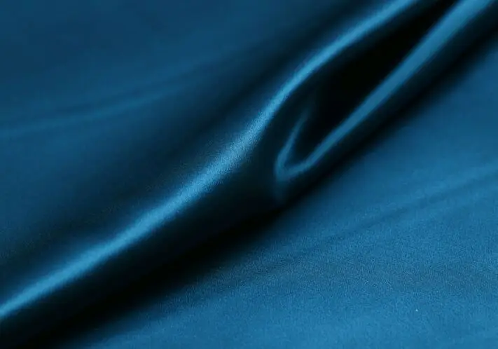 

Howmay 100% чистый шелк шармёз атласная ткань 30 момме 114 см сине-Павлин 47 # особый тяжелый вес для платья или чонсам