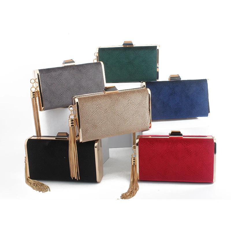

Lady Gold Tassel Evening Handbag Serpentine Clutch Bag 2019 Simple Style Evening Shoulder Messenger Bag Wedding Party Mini Purse