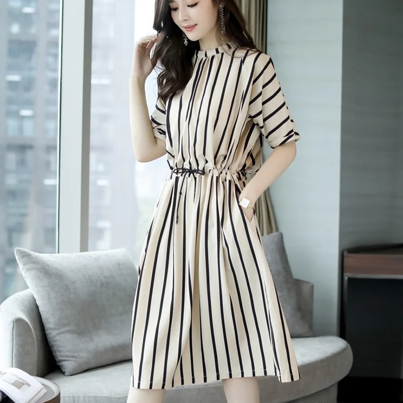 Женское летнее платье с рукавом до локтя облегающая полосатая круглая горловина