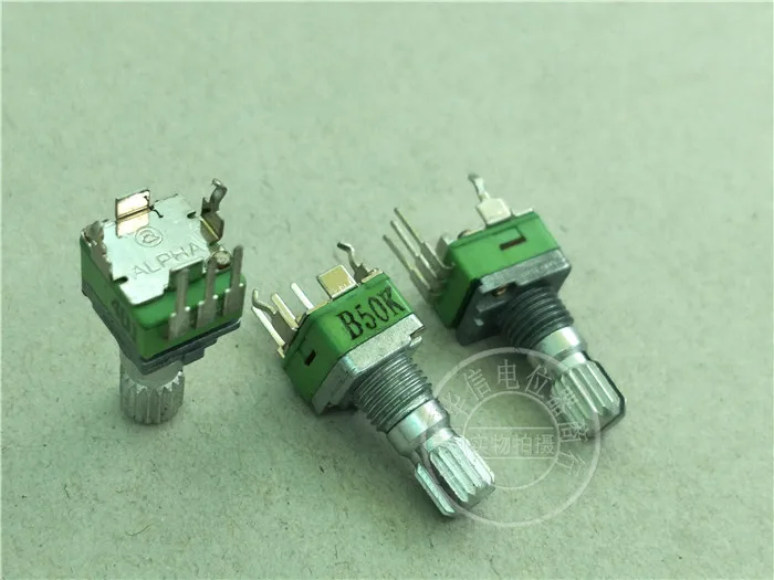 

Original new 100% import RK097N vertical single potentiometer B50K handle 15MM long axis RD901-40-15K-B50K RD901 (SWITCH)
