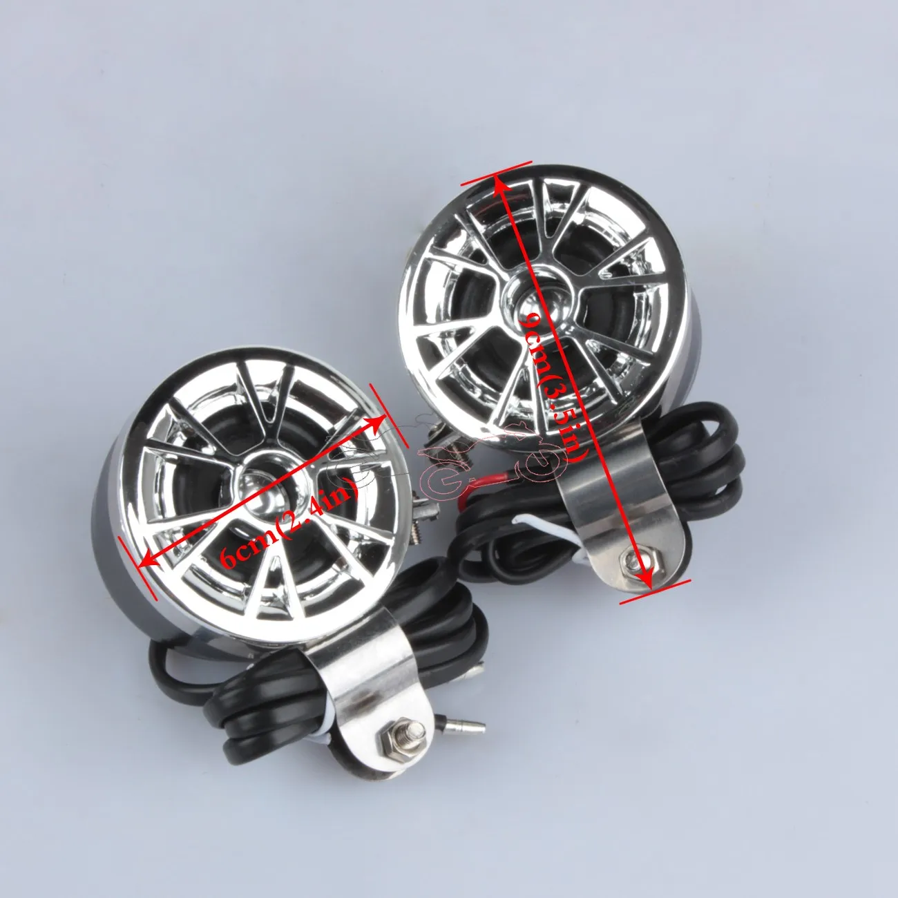 

Motorcycle Handlebar Mount Audio System FM Radio Stereo 2 Amplifier MP3 Horn Speaker AUX Input For Suzuki Yamaha Honda Harley