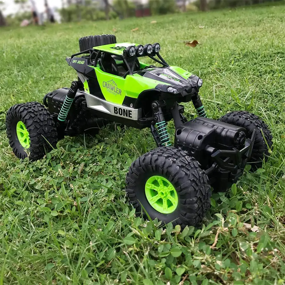 LeadingStar 2,4G водонепроницаемый 4 привод колеса двойной руль RC автомобиль с легкой игрушкой для детей
