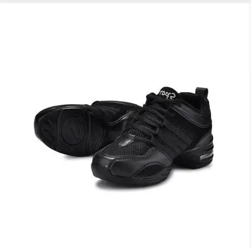 Женские спортивные кроссовки из сетчатого материала черные белые на