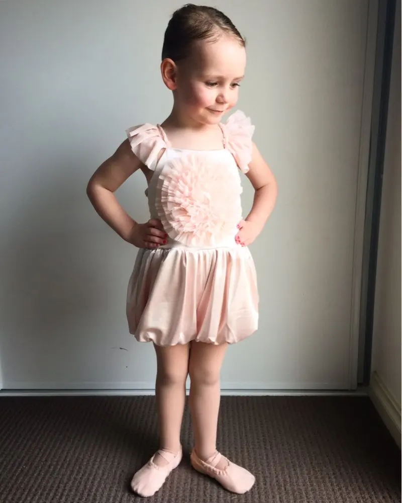 Комбинезоны для маленьких девочек 2018 г. короткие летние кружевные комбинезоны с