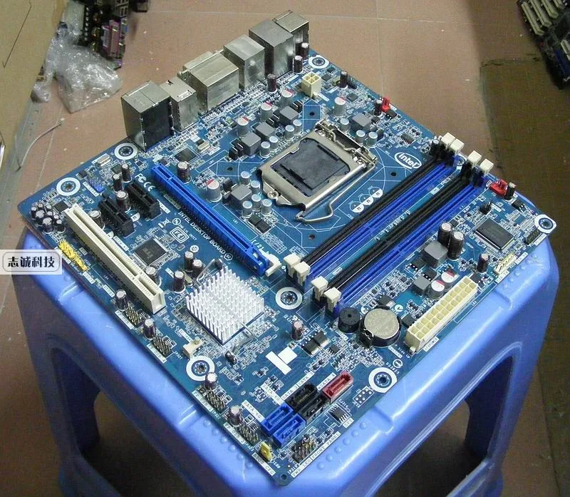 Бесплатная доставка для DH67GD H67 1155 I3 I5 I7CPU HDMI товаров на складе и хорошее качество |