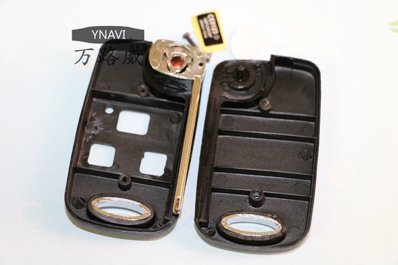 YNAVI Free Shipping Car Key Cover 3 Buttons Fob Replacement Shell Flip Folding Housing Fit For Toyota Camry Toy43 With Logo | Автомобили и
