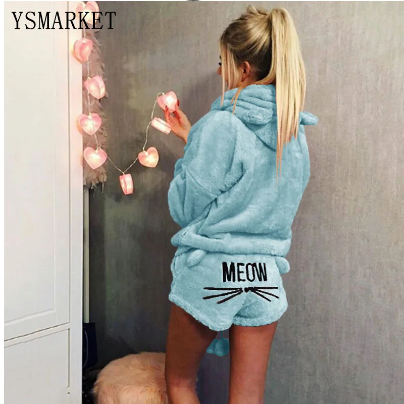

Cute Cat Embroidered Pajamas Suit Two Pieces Woman Velvet Fabric Hooded Long Sleeve Crop Top And Pant Set A0233