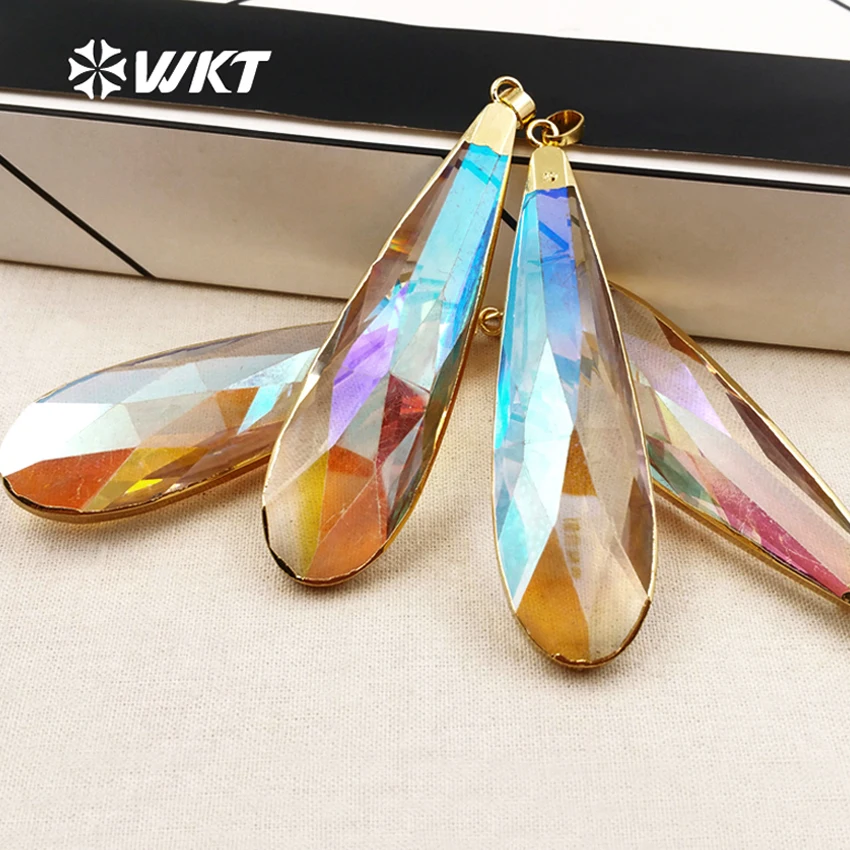

WT-P1362 Wholesale Custom Natural Colorful Crystal Coating Point Pendants in 24k Gold with Beautiful Necklace Pendants