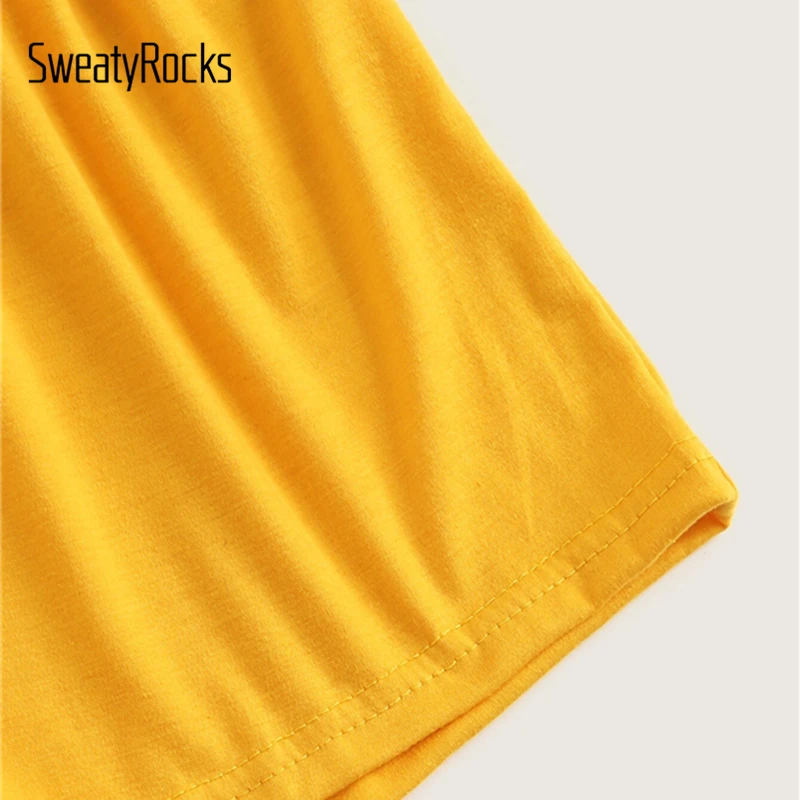SweatyRocks топ с принтом перьев и шорты пижамный комплект Kawayi с коротким рукавом женские короткие комплекты Летние повседневные пижамные комплекты