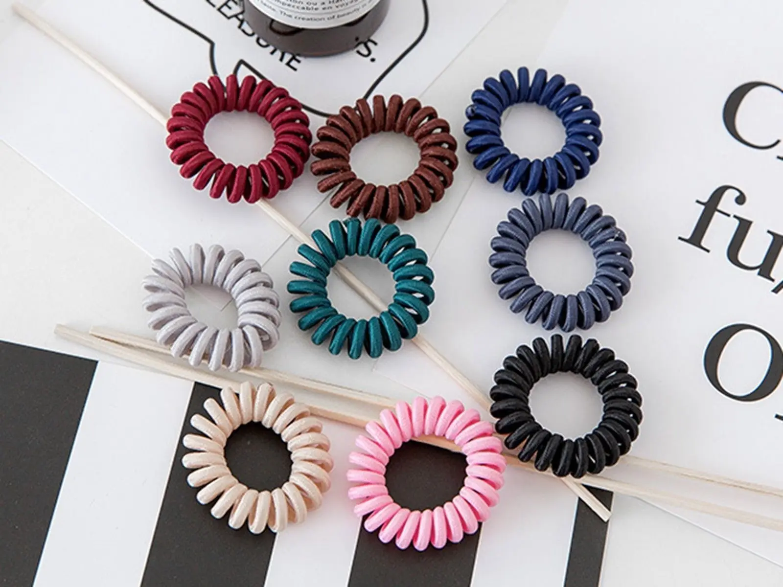 10 цветов спиральная катушка эластичные резинки для волос держатель телефонного