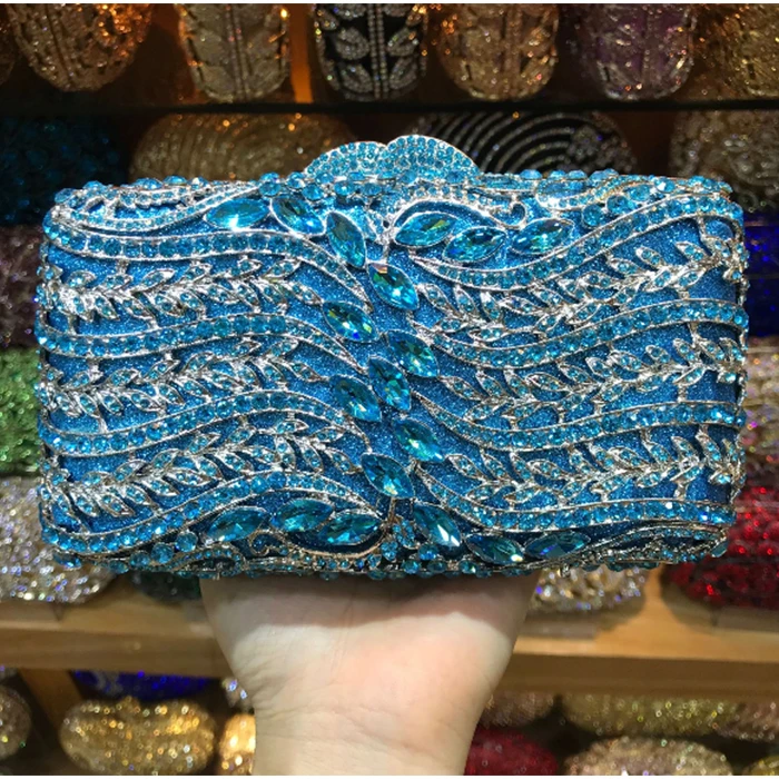 Женские сумочки с цветком и металлическим украшением в виде кристаллов Модные