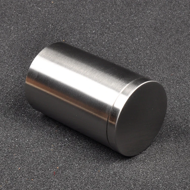 

High-grade Men Can Carry 50 Cigarette Creative Stainless Steel Large Capacity Cigarette Case Gift Container