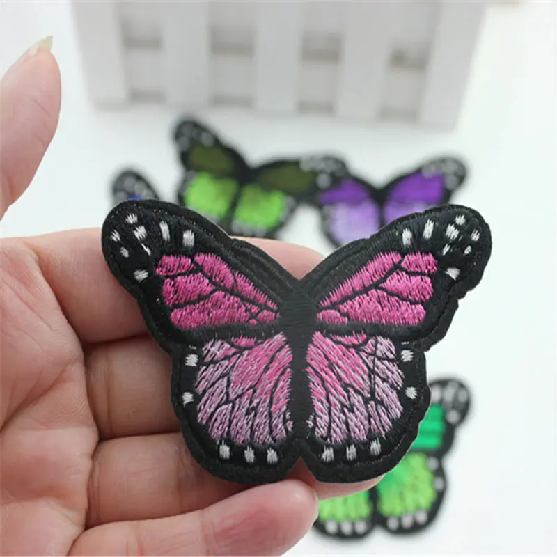 1 шт. нашивки с утюгом для одежды разноцветная вышитая заплатка в виде бабочки