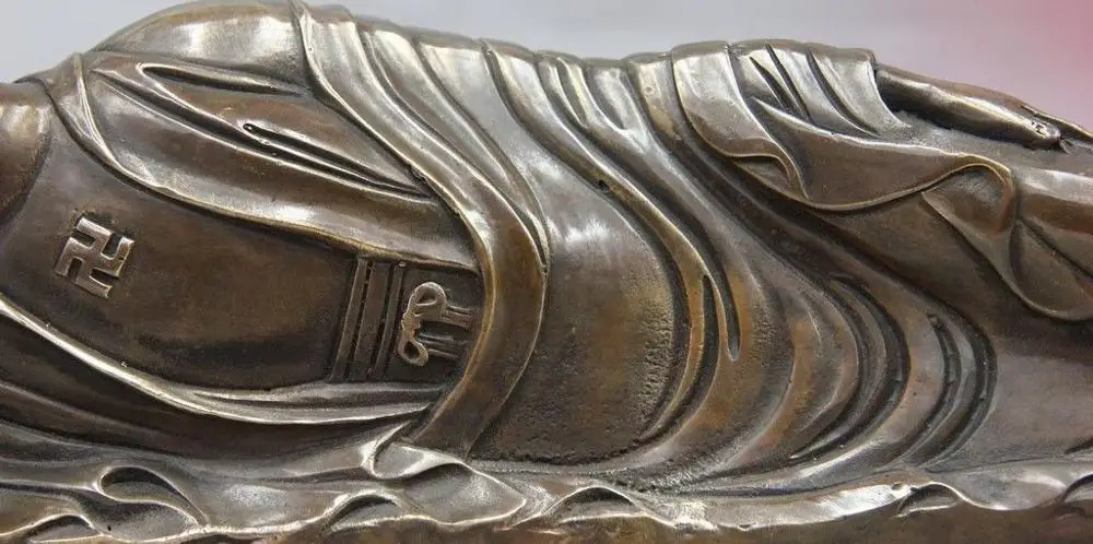 5 Тибетский народный буддизм Бронзовая медная дуга Sakyamuni фигурка спящего Будды |