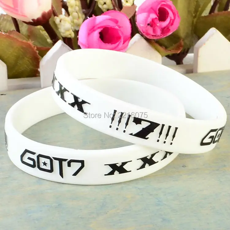 300pcs рельефный рисунок белого и черного цвета с логотипом K POP GOT7 браслет