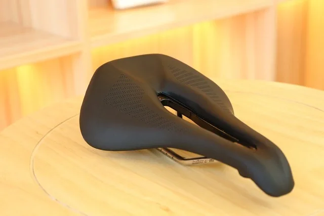

Professional Training Grade Road Mountain Bike Saddle Ultra Light 250g Hollow Comfort Mountain MTB Cheap Saddle Free shipping DH