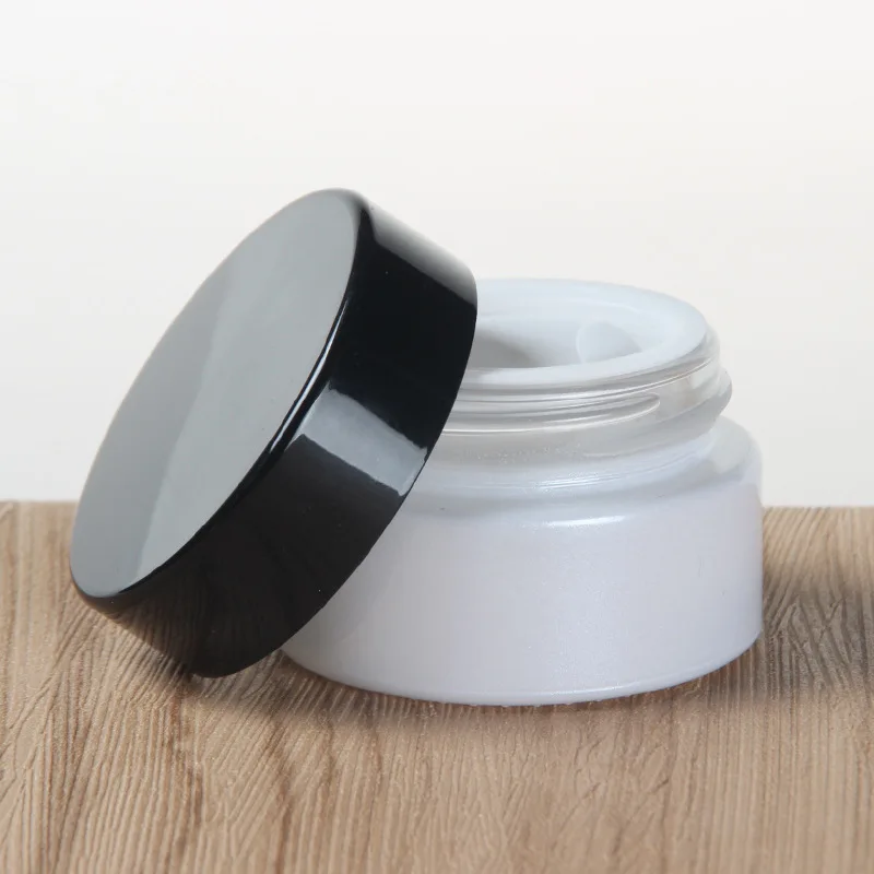 50 шт 20 г Черная крышка стеклянная банка для крема жемчужно белый крем глаз