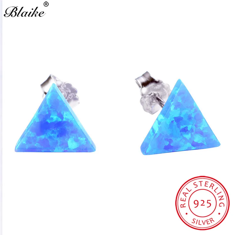 Серьги-гвоздики женские из серебра 925 пробы с голубым/белым огненным опалом |