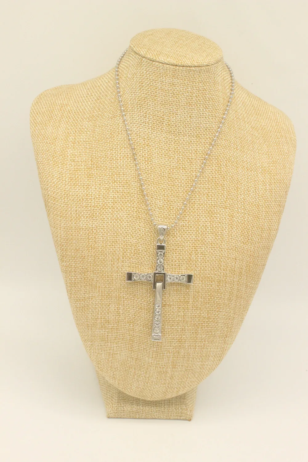 Высокое качество Форсаж знаменитостей вин Пункт Кристалл Иисус крест кулон