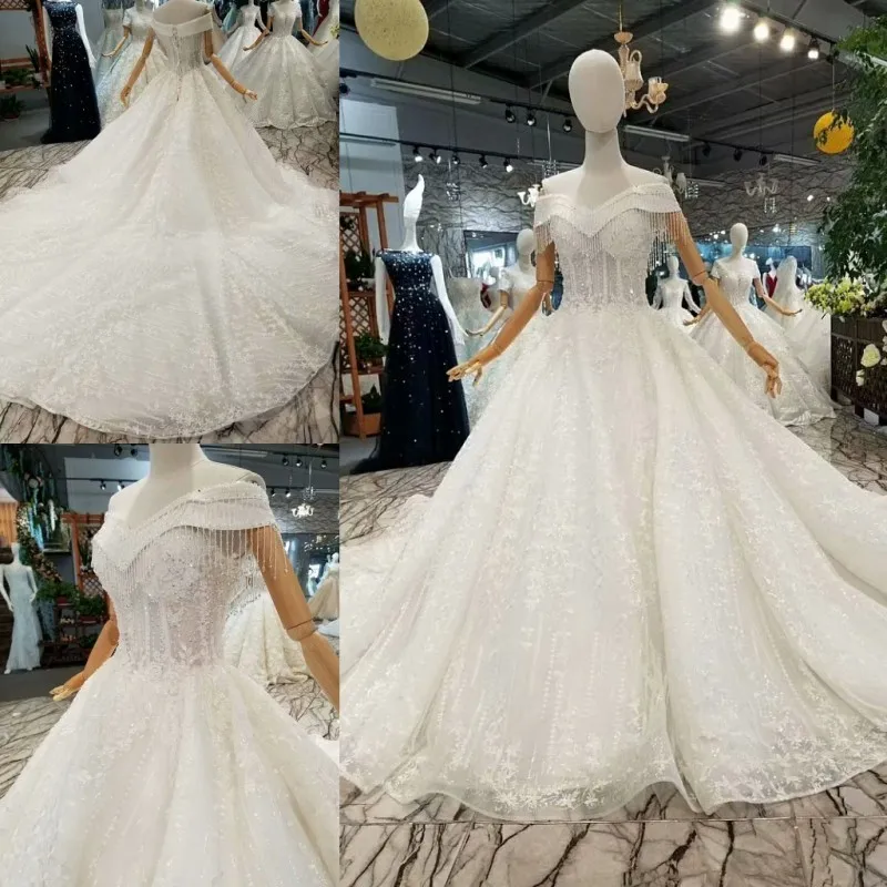 Бальные платья из блестящей ткани свадебные 2018 кружевные камни с открытыми