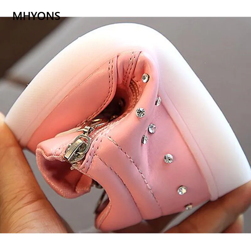 MHYONS 2018 Kids Shoes Lovely Princess Boys Girls Boots Cartoon Children Casual Fashion LED Light Baby Sneakers | Детская одежда и