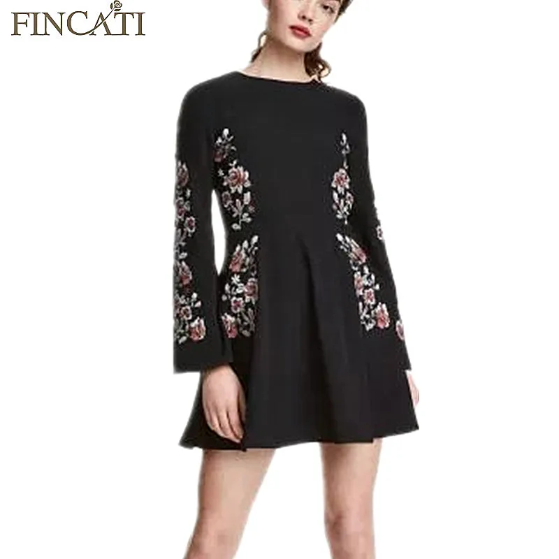 Женщины Черный Dress Fincati 2017 Длинные Flare Рукавом Цветочный Вышивка выдалбливают