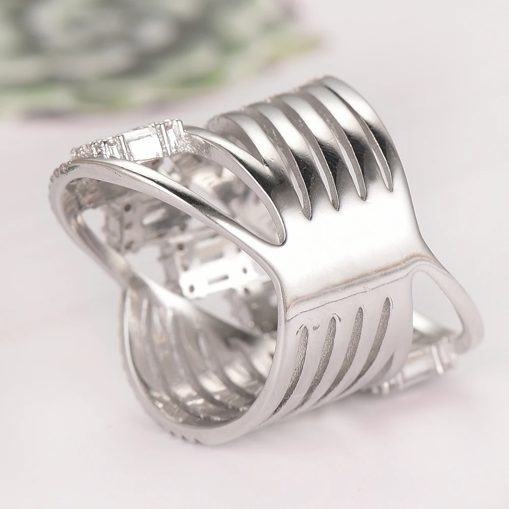 

SISCATHY 2019 New Fashion Jewelry Trendy Lines Wide Cubic Zirconia CZ Rings for Women Bridal Engagement Wedding Rings