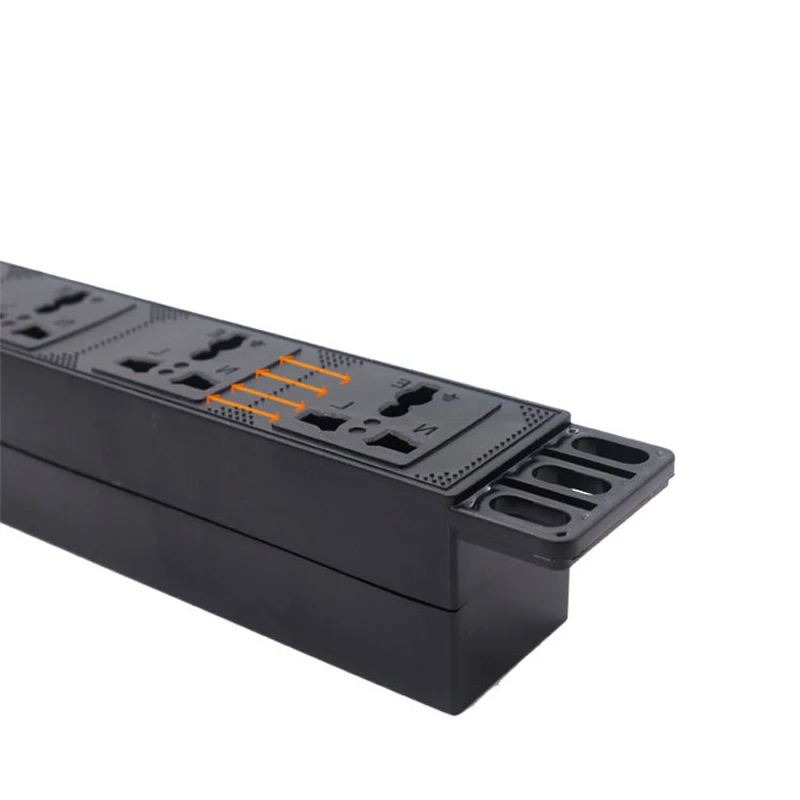 10A 250V PDU шкаф посвященный Мощность розетка 8 разъемов всеобщим гнездом. С 1,8 м провода гнездо PDU