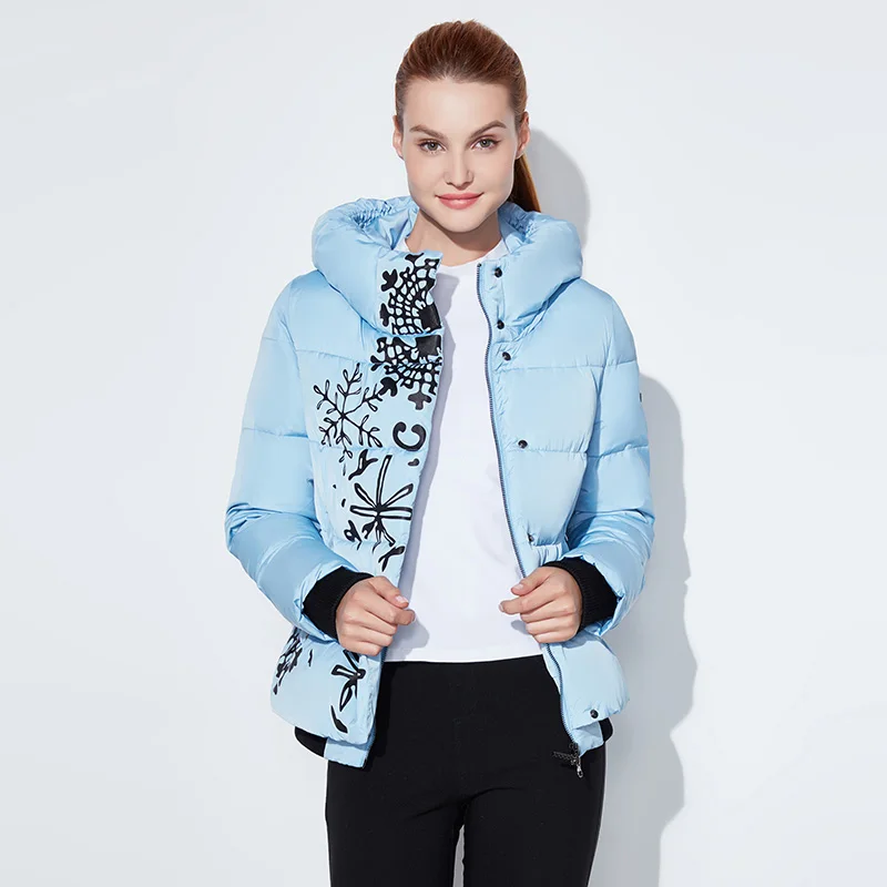 Snowclassic Spring / Summer Lady Loose Cotton Jacket Теплый дышащий лобовое стекло Упругие манжеты Европейский стиль Hoodie куртка - Цвет: Sky blue