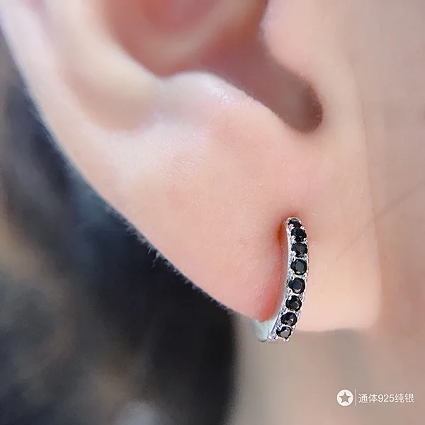Серьги из стерлингового серебра 925 пробы, модные циркониевые белые и черные круглые маленькие кольца для ушей, Милые простые трендовые женские ювелирные изделия для ушей