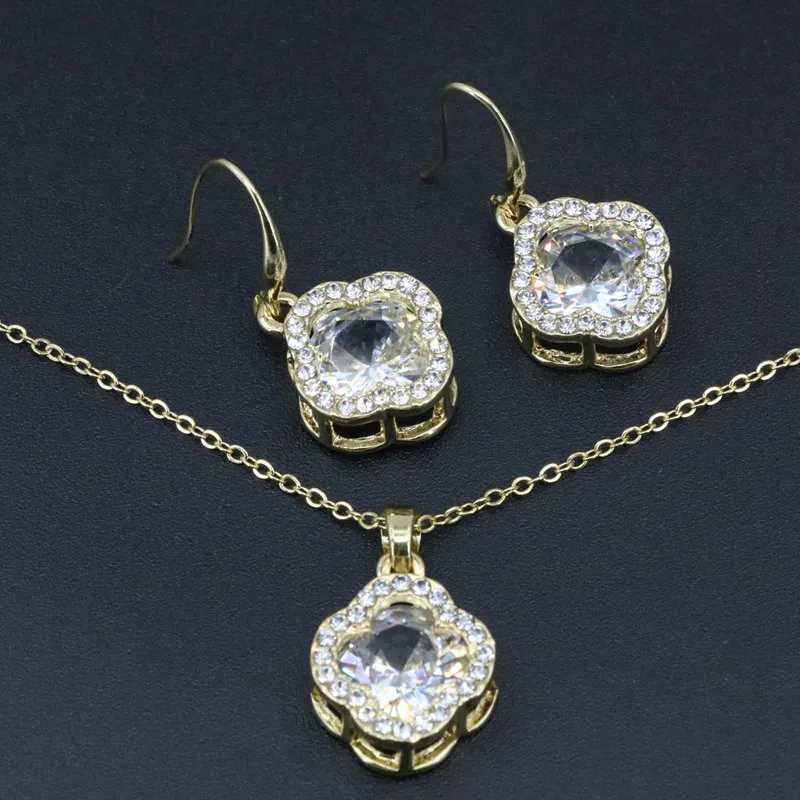Новый золотой Цвет Ювелирные наборы для Для женщин Cube Кристалл полый кулон цепи