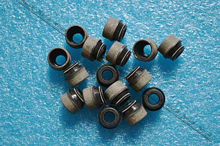 

16PCS/SET ENGINE AIR VALVE OIL SEAL FOR A1 KIMO J1 A3 A5 M1 FULWIN CHERY MVM 315 473/477/481/484 ENGINE 481H-1007020